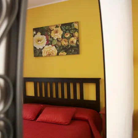 住宿加早餐酒店 拉旺达罗斯玛丽诺住宿加早餐酒店 阿西西