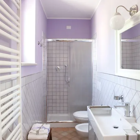Lavanda E Rosmarino Ассизи