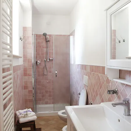 住宿加早餐酒店 拉旺达罗斯玛丽诺住宿加早餐酒店