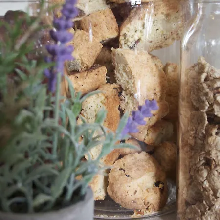 拉旺达罗斯玛丽诺住宿加早餐酒店 3*