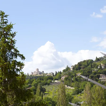 拉旺达罗斯玛丽诺住宿加早餐酒店 住宿加早餐酒店 阿西西