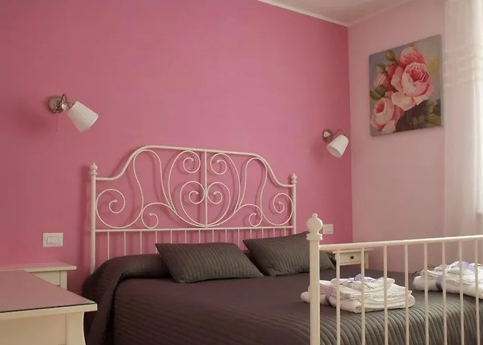 拉旺达罗斯玛丽诺住宿加早餐酒店 3* 阿西西